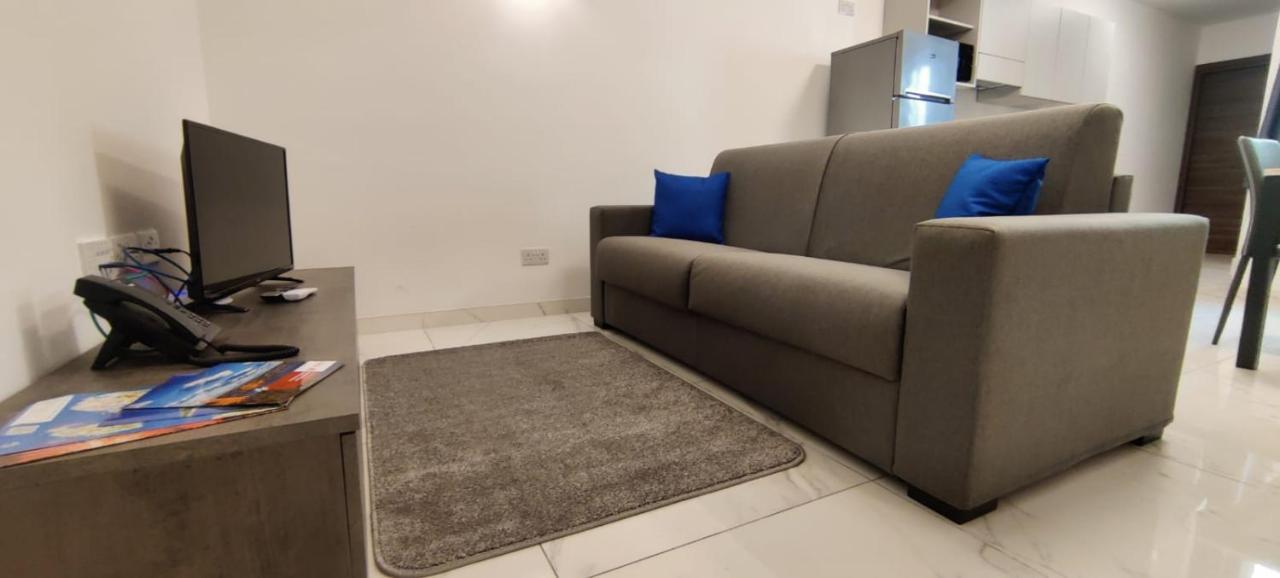 Blu-M Central Qormi Exterior foto