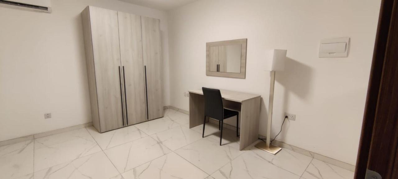 Blu-M Central Qormi Exterior foto