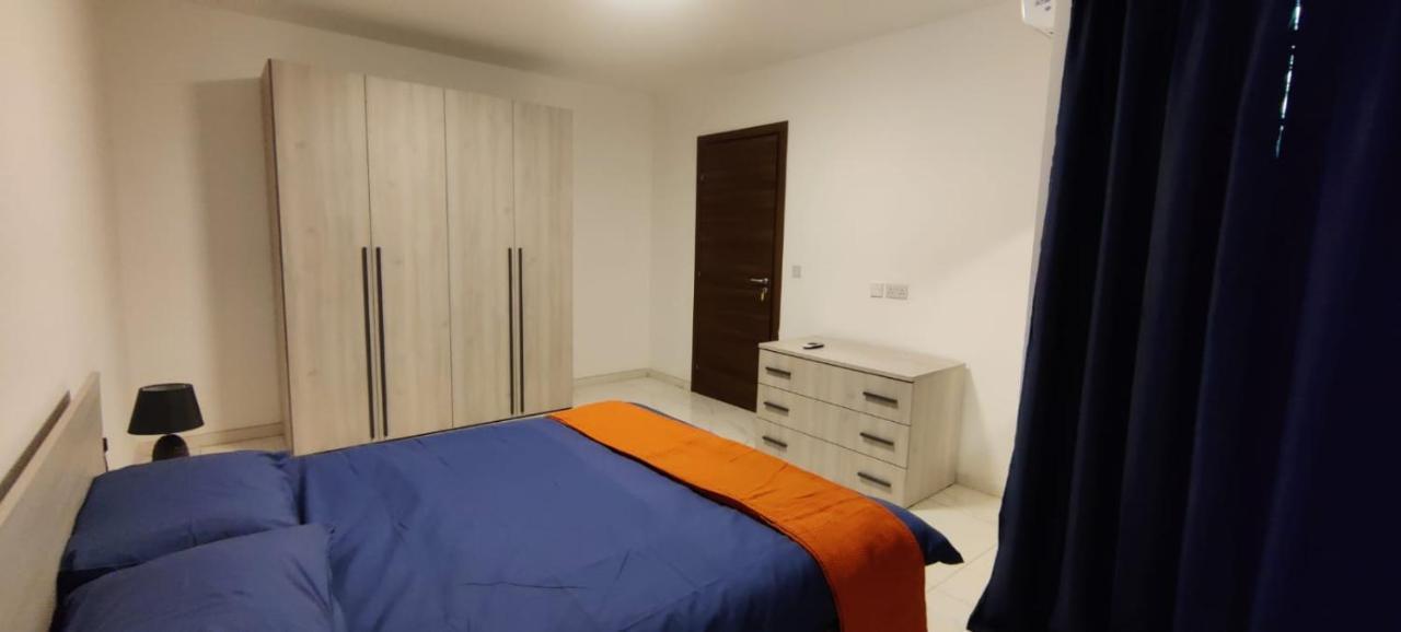 Blu-M Central Qormi Exterior foto