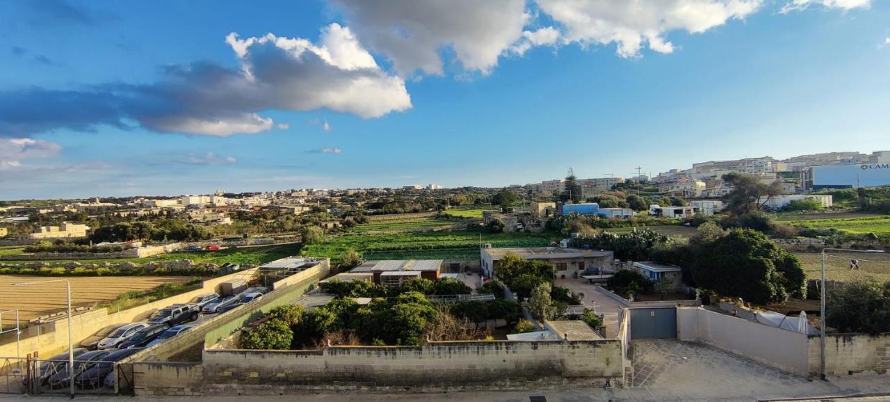Blu-M Central Qormi Exterior foto