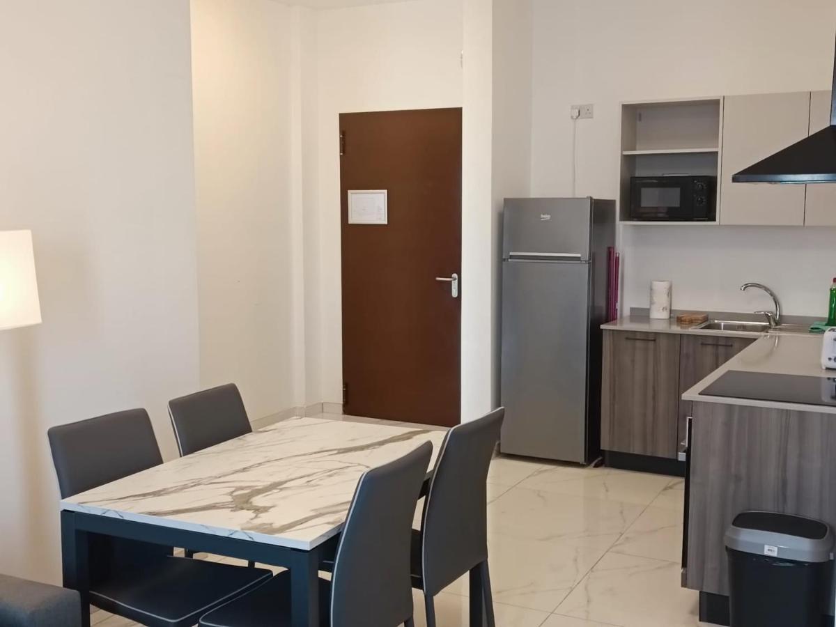Blu-M Central Qormi Exterior foto